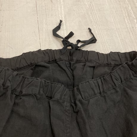 TISSU トリプルワッシャーリネン イージーテーパードパンツ size3 クロ