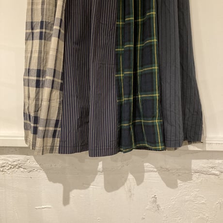 NATURAL LAUNDRY パネル シャーリングスカート ネイビー
