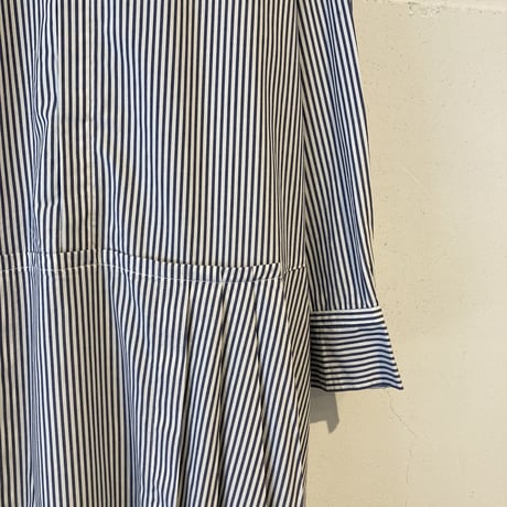 UNIVERSAL TISSU ホスピタル ロングスリーブワンピース ネイビーストライプ