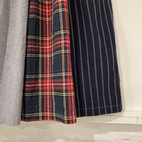 NATURAL LAUNDRY パネル シャーリングスカート グレー×ブルー