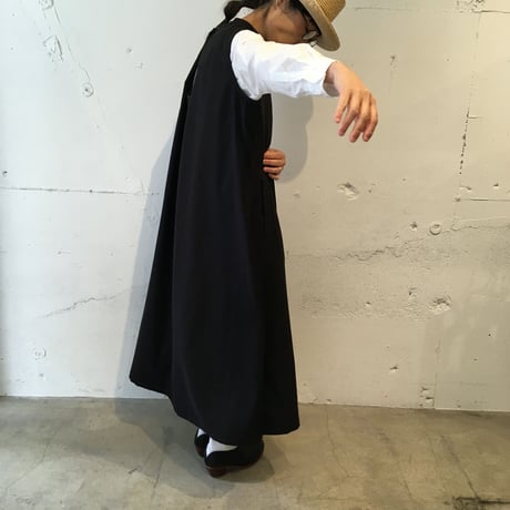 GALERIE TISSU リプリープリネン混モックネックワンピース チャコール