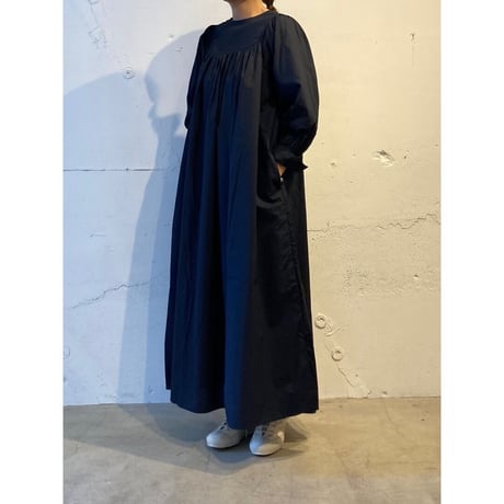 UNIVERSAL TISSU ナチュラルタイプライター クラシックギャザーワンピース シロ