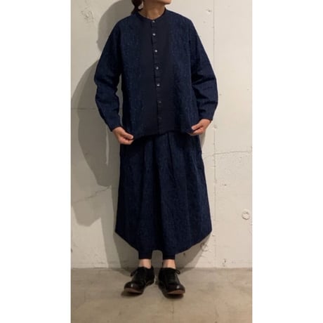 grin ｋｏｅｄａ刺繍ピンタックシャツ ネイビー