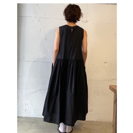 UNIVERSAL TISSU ナチュラルタイプライター ギャザーワンピース ベージュ