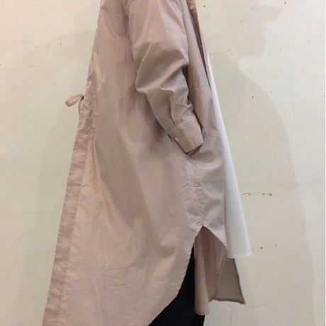 UNIVERSAL TISSU タイプライター バックスリットシャツ　シロ