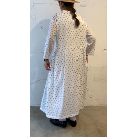 NATURAL LAUNDRY フラワーワンピース シェイドブルー