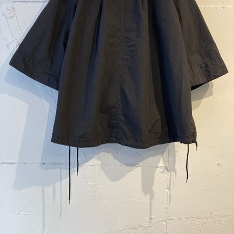 UNIVERSAL TISSU CNダンプ ギャザーポンチョ チャコール