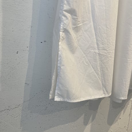 UNIVERSAL TISSU ナチュラルタイプライター クラシックギャザーワンピース シロ