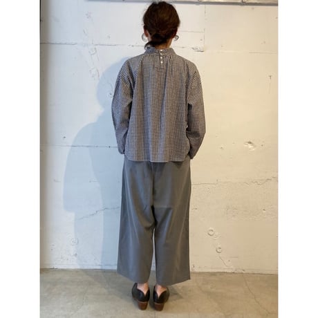 grin モノトーンチェック ハイカラープルオーバー チドリ