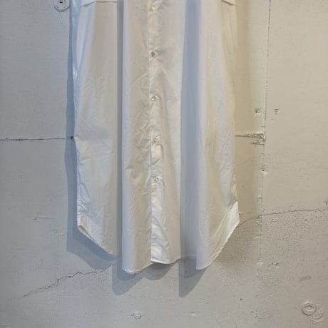 TISSU タイプライター ウエストタック切替ロングシャツ シロ