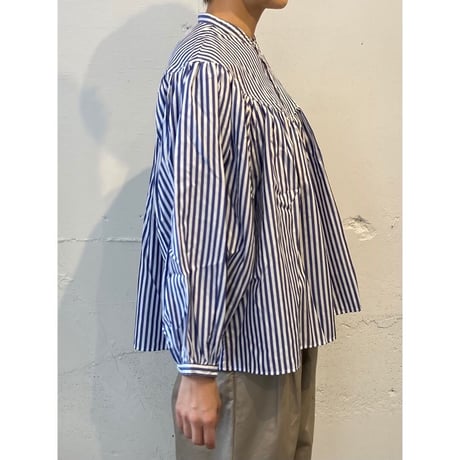 UNIVERSAL TISSU ナチュラルタイプライター クラシックギャザーブラウス ネイビー