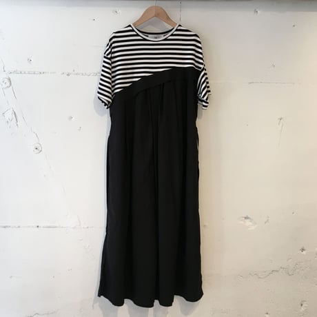UNIVERSAL TISSU　クラシック天竺 タックワンピース　ボーダー