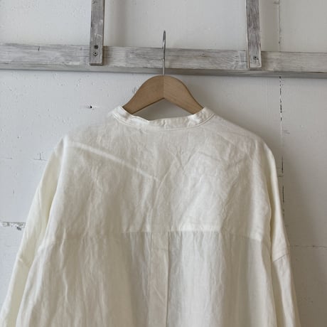 UNIVERSAL TISSU トリプルワッシャーリネン バンドカラーシャツ オフ