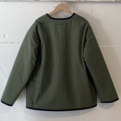NATURAL LAUNDRY ボアリバーシブルジャケット　カーキ× チャコールグレー