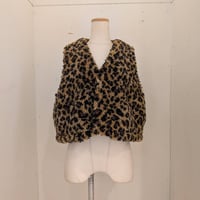 【UNIVERSAL TISSU】ボアVネックミニベスト　カラーレオパード