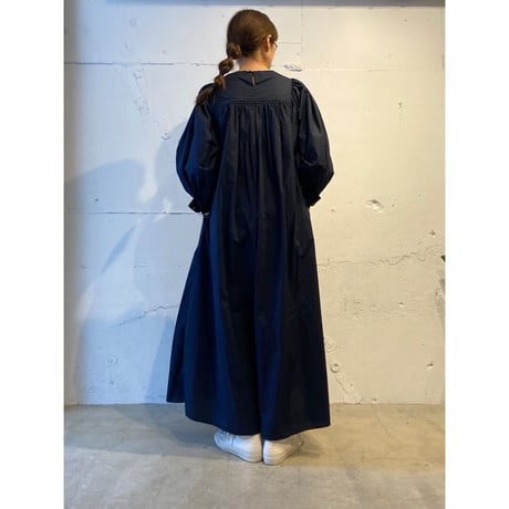 UNIVERSAL TISSU ナチュラルタイプライター クラシックギャザーワンピース シロ