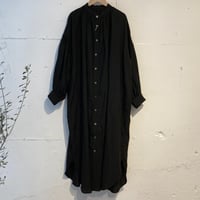 UNIVERSAL TISSU トリプルワッシャーリネン ギャザードレス クロ