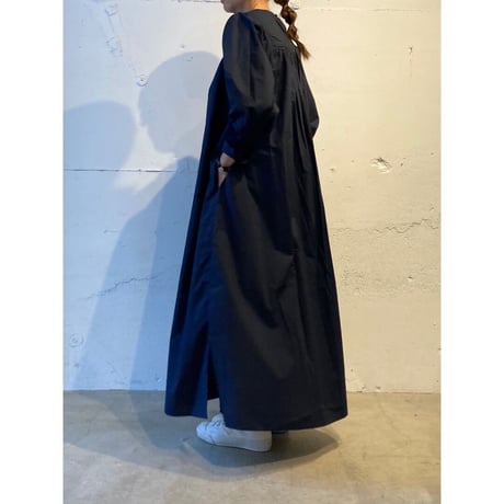 UNIVERSAL TISSU ナチュラルタイプライター クラシックギャザーワンピース シロ