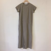 UNIVERSAL TISSU　タイプライター ハーフスリーブ ３Ｄオールインワン　グレージュ
