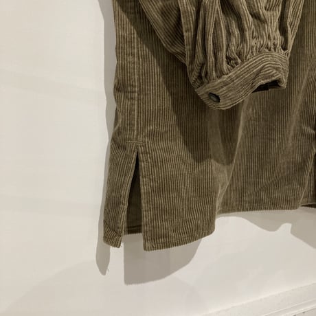 GALERIE TISSU リサイクルコーデュロイ ギャザーブラウス カーキ
