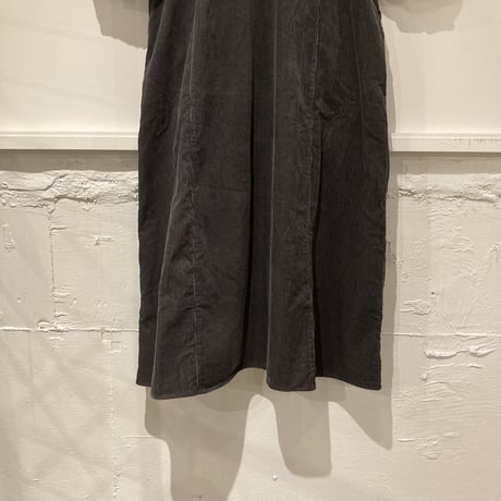 GALERIE TISSU リサイクルコーデュロイ ギャザースリーブワンピース チャコール