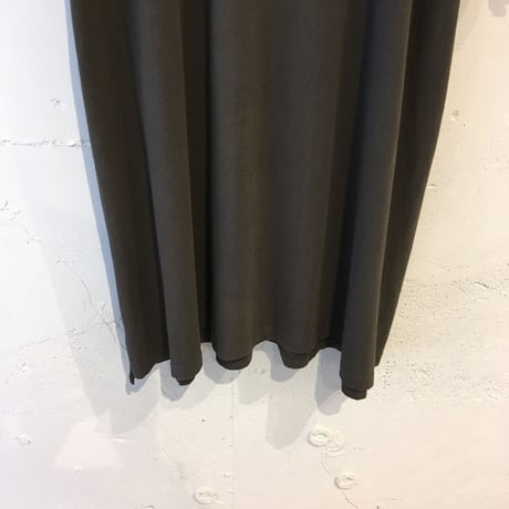 UNIVERSAL SEVEN　USAコットン コンボスリーブワンピース チャコール