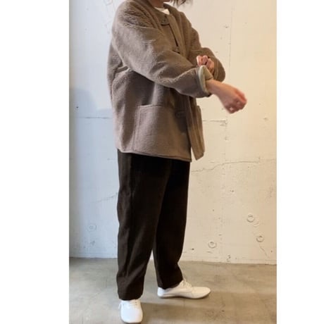 NATURAL LAUNDRY ボアリバーシブルジャケット　カーキ× チャコールグレー