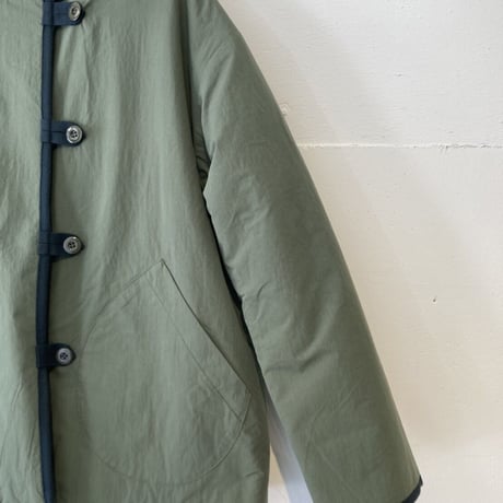 NATURAL LAUNDRY ボアリバーシブルジャケット　カーキ× チャコールグレー
