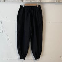 UNIVERSAL SEVEN トリプルワッシャーリネン ジョガーパンツ  クロ