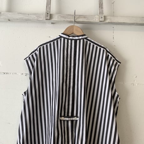 UNIVERSAL TISSU スリーブレスロングシャツ クロワイドストライプ