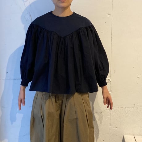 UNIVERSAL SEVEN USAコットン クラシックギャザープルオーバー シロ
