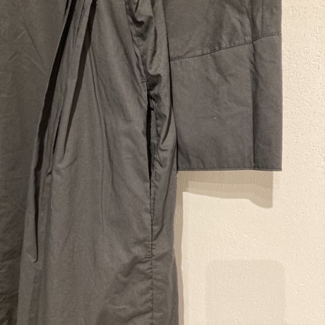 UNIVERSAL TISSU シェルボタンワンピース クロ