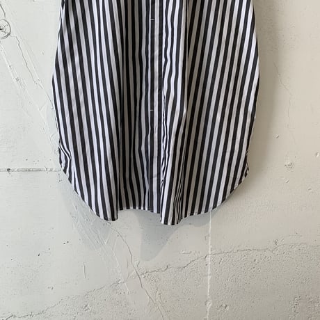 UNIVERSAL TISSU スリーブレスロングシャツ クロワイドストライプ