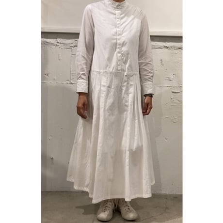 UNIVERSAL TISSU ホスピタル ロングスリーブワンピース ブルーデニム