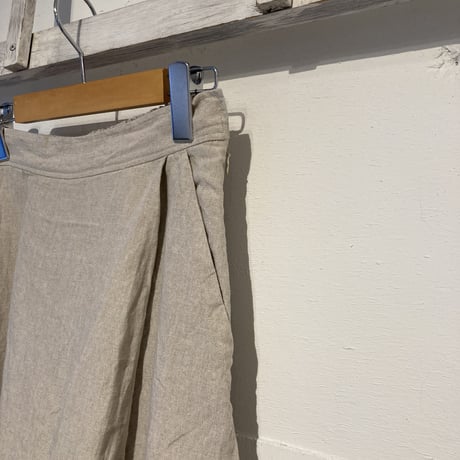 UNIVERSAL TISSU トリプルワッシャーリネンラップキュロットパンツ キナリ