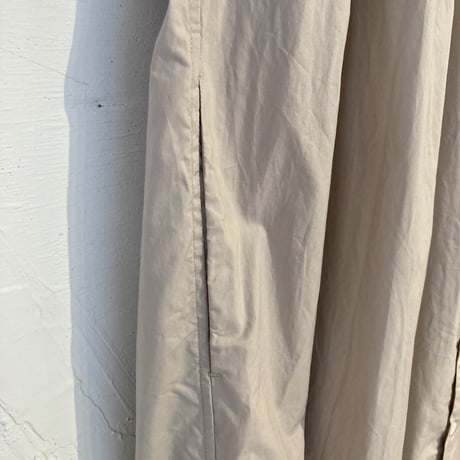 UNIVERSAL TISSU ナチュラルタイプライター ギャザーシャツワンピース ペールベージュ