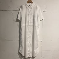TISSU タイプライター ウエストタック切替ロングシャツ シロ
