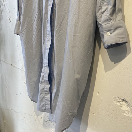 UNIVERSAL TISSU ナチュラルタイプライター バンドカラーロングシャツ スモーキーサックス
