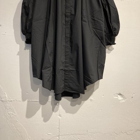 UNIVERSAL TISSU トリプルシャーリング バンドカラーブラウス クロ