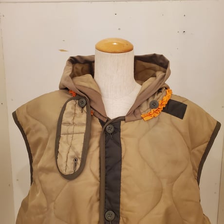 【REHERSALL】ライナーフリルベスト