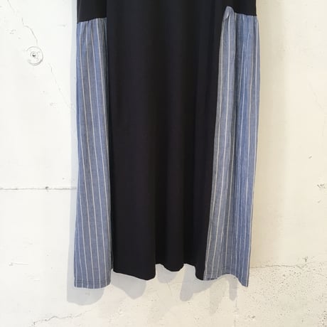 NATURAL LAUNDRY 脇ギャザーパネルワンピース ネイビー