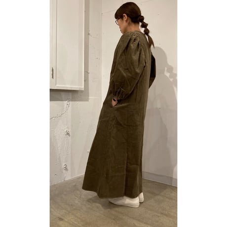 GALERIE TISSU リサイクルコーデュロイ ギャザースリーブワンピース チャコール