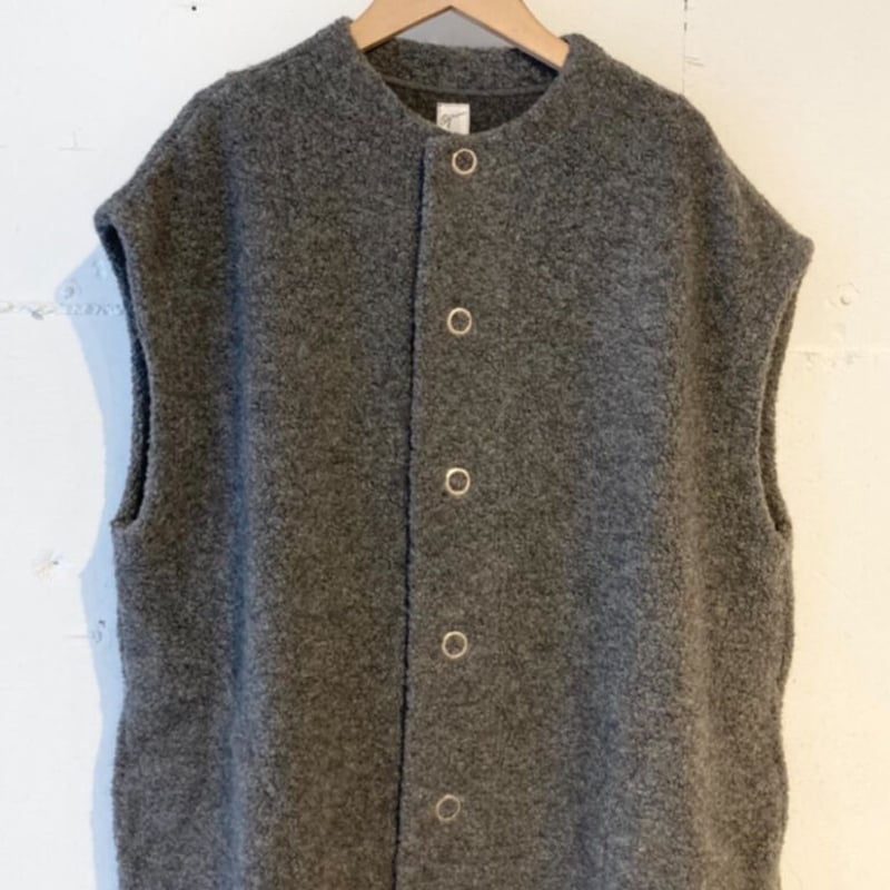 grin シープパイルボアロングベスト グレー | un de plus