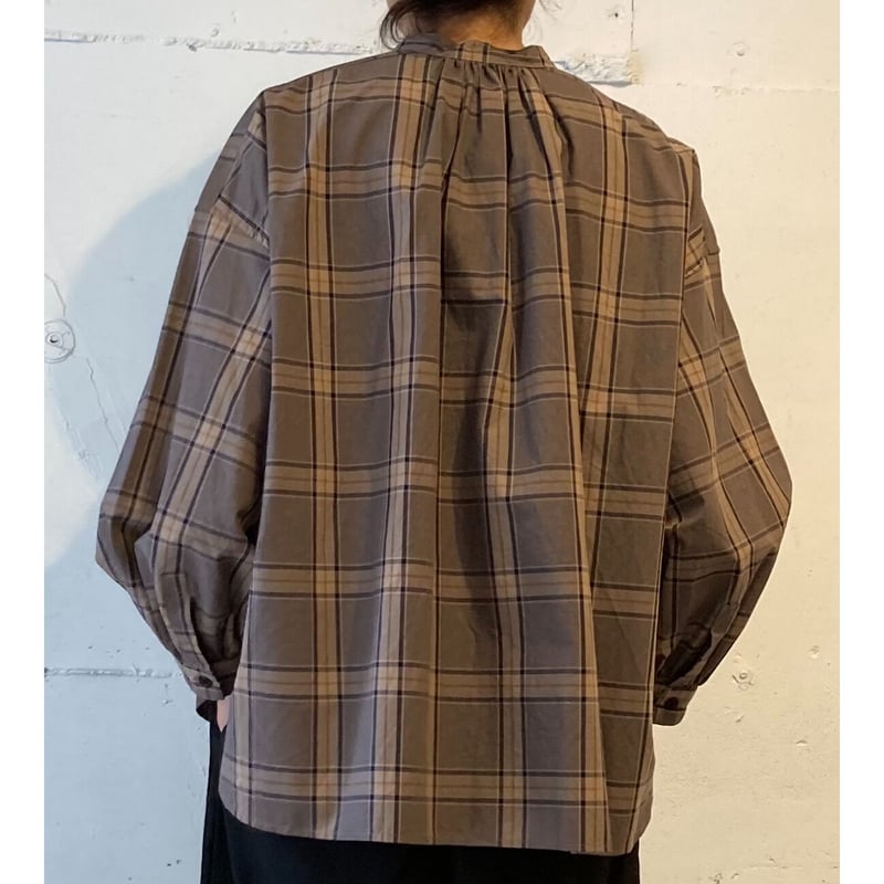 ブラウン系チェック パフスリーブブラウス