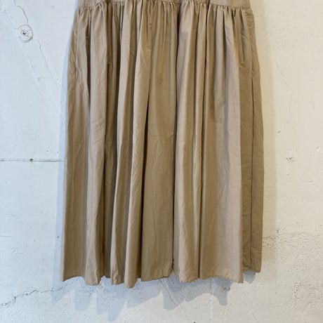 UNIVERSAL TISSU ナチュラルタイプライター ギャザーワンピース ベージュ