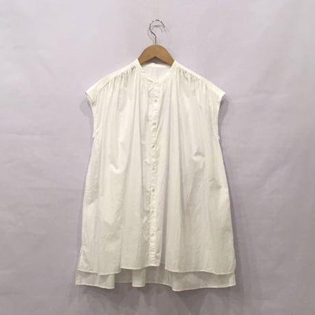 UNIVERSAL TISSU　ギャザーブラウス　シロ