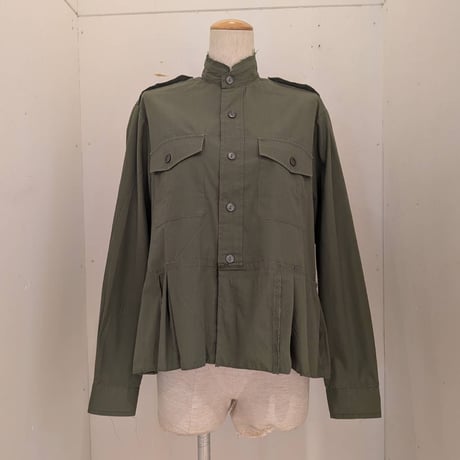 【REHERSALL】タックフリルフィールドシャツ　KHAKI