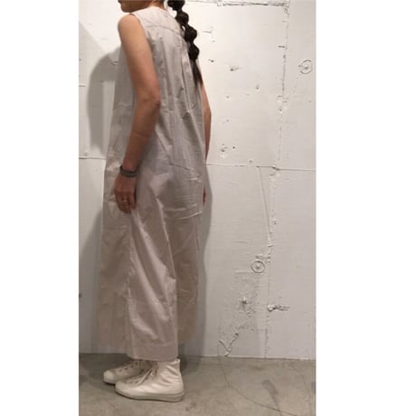 UNIVERSAL TISSU ナチュラルタイプライター3Dワンピース クロ