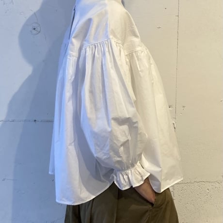 UNIVERSAL SEVEN USAコットン パネルギャザープルオーバー ネイビー
