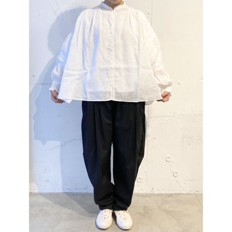 UNIVERSAL TISSU フレンチリネン シャーリングブラウス リネンシロ